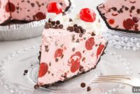 Luscious Chocolate Cherry Pie